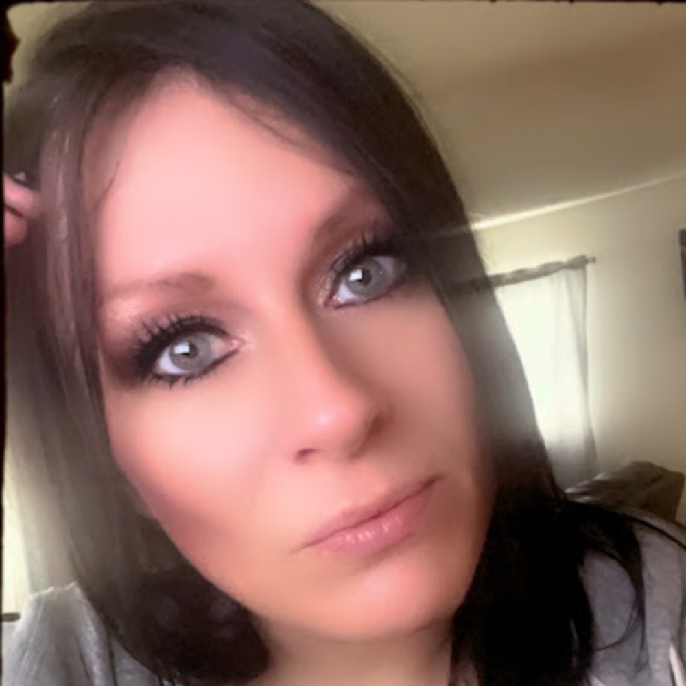 Meet your Posher, Kimberly